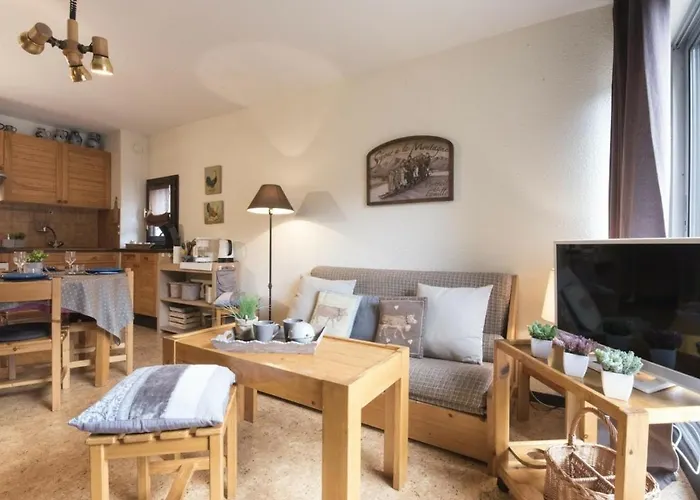 Duplex 4 Personnes Avec Balcon A Lary Village - Fr-1-296-182