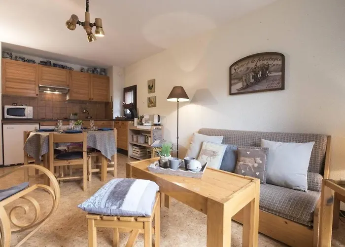 Duplex 4 Personnes Avec Balcon A Lary Village - Fr-1-296-182 סן-לארי-סולאן